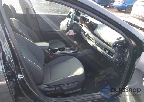 2025 Kia K4 Lxs z USA, uszkodzony, nr VIN 3KPFT4DE0SE020869